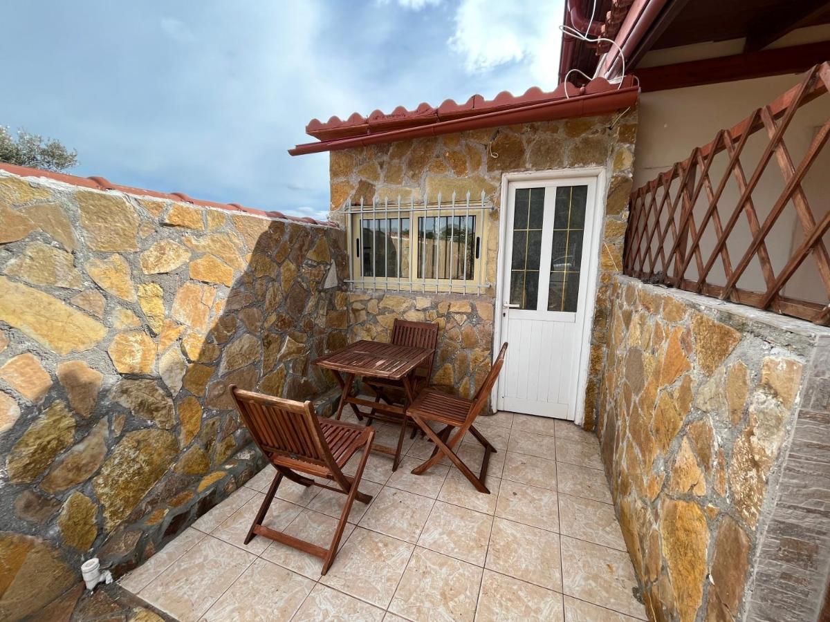 Villa Luxury House 15 Minutes From Ath à Spáta Extérieur photo